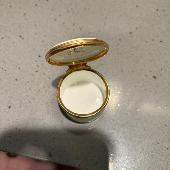 Never used Halcyon Days kitten/cat enamel trinket box - Picture 8 of 9